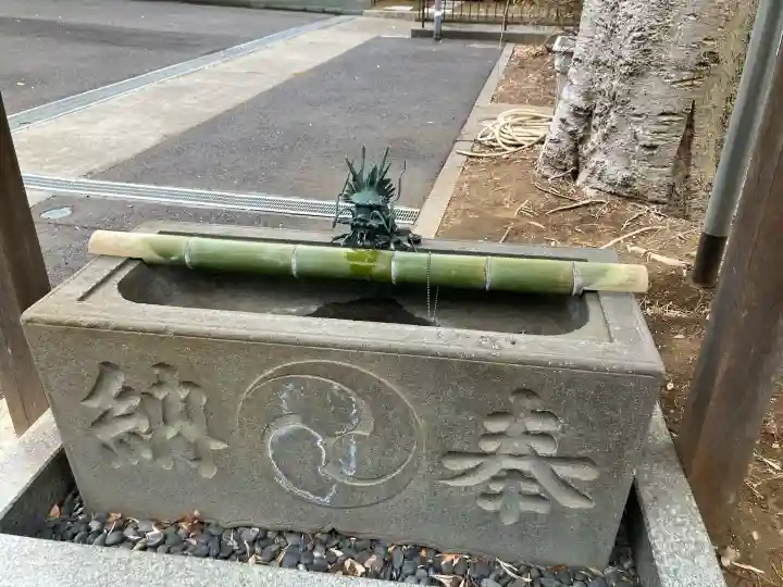 劔神社の{uncategorized: "未分類", other: "その他", undefined: "問題あり", building: "その他建物", grave: "お墓", sacred_gate: "鳥居", guardian: "狛犬", statue: "像", buddha: "仏像", history: "歴史", nature: "自然", garden: "庭園", animal: "動物", pagoda: "塔", temizu: "手水舎", mountain_gate: "山門・神門", sanctuary: "本殿・本堂", subordinate: "末社・摂社", art: "芸術", scenery: "景色", jizo: "地蔵", ema: "絵馬", goshuin: "御朱印", omikuji: "おみくじ", items: "授与品その他", amulet: "お守り", goshuincho: "御朱印帳", eats: "食事", festival: "お祭り", votive_dance: "神楽", shichigosan: "七五三参", wedding: "結婚式", experience: "体験その他", initially: "初詣", around: "周辺", anti_infection: "感染症対策"}