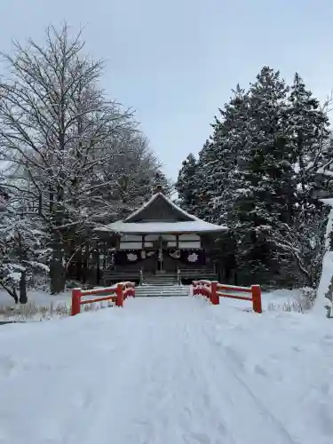 秋葉神社の{uncategorized: "未分類", other: "その他", undefined: "問題あり", building: "その他建物", grave: "お墓", sacred_gate: "鳥居", guardian: "狛犬", statue: "像", buddha: "仏像", history: "歴史", nature: "自然", garden: "庭園", animal: "動物", pagoda: "塔", temizu: "手水舎", mountain_gate: "山門・神門", sanctuary: "本殿・本堂", subordinate: "末社・摂社", art: "芸術", scenery: "景色", jizo: "地蔵", ema: "絵馬", goshuin: "御朱印", omikuji: "おみくじ", items: "授与品その他", amulet: "お守り", goshuincho: "御朱印帳", eats: "食事", festival: "お祭り", votive_dance: "神楽", shichigosan: "七五三参", wedding: "結婚式", experience: "体験その他", initially: "初詣", around: "周辺", anti_infection: "感染症対策"}