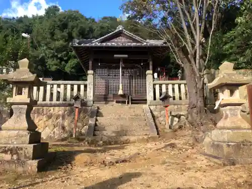 神吉八幡神社の本殿・本堂