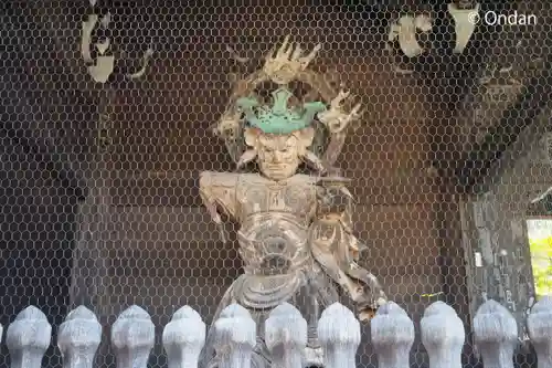 粉河寺の像