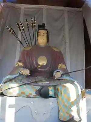 玉村八幡宮の像