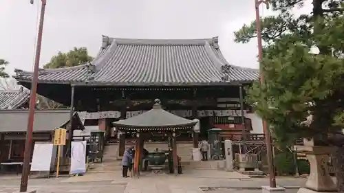 葛井寺の本殿・本堂