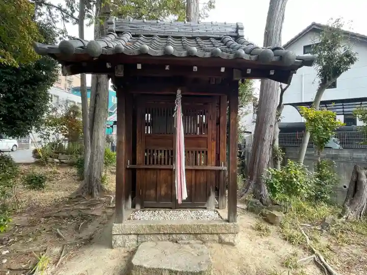 弁財天社の{uncategorized: "未分類", other: "その他", undefined: "問題あり", building: "その他建物", grave: "お墓", sacred_gate: "鳥居", guardian: "狛犬", statue: "像", buddha: "仏像", history: "歴史", nature: "自然", garden: "庭園", animal: "動物", pagoda: "塔", temizu: "手水舎", mountain_gate: "山門・神門", sanctuary: "本殿・本堂", subordinate: "末社・摂社", art: "芸術", scenery: "景色", jizo: "地蔵", ema: "絵馬", goshuin: "御朱印", omikuji: "おみくじ", items: "授与品その他", amulet: "お守り", goshuincho: "御朱印帳", eats: "食事", festival: "お祭り", votive_dance: "神楽", shichigosan: "七五三参", wedding: "結婚式", experience: "体験その他", initially: "初詣", around: "周辺", anti_infection: "感染症対策"}