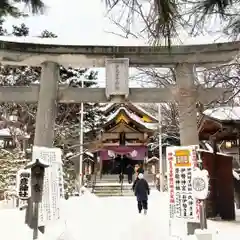 彌彦神社　(伊夜日子神社)の鳥居