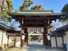 白峯神宮の山門