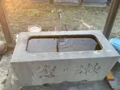 信力寺の手水舎