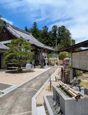 蓮花寺(三重県)