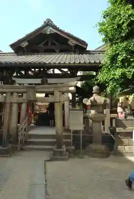 被官稲荷神社の鳥居