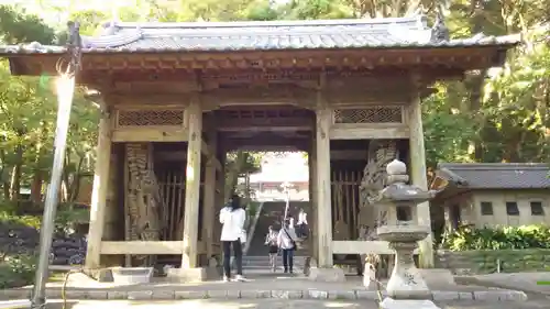 金剛頂寺の山門・神門