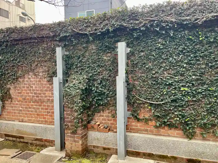 妙情寺の{uncategorized: "未分類", other: "その他", undefined: "問題あり", building: "その他建物", grave: "お墓", sacred_gate: "鳥居", guardian: "狛犬", statue: "像", buddha: "仏像", history: "歴史", nature: "自然", garden: "庭園", animal: "動物", pagoda: "塔", temizu: "手水舎", mountain_gate: "山門・神門", sanctuary: "本殿・本堂", subordinate: "末社・摂社", art: "芸術", scenery: "景色", jizo: "地蔵", ema: "絵馬", goshuin: "御朱印", omikuji: "おみくじ", items: "授与品その他", amulet: "お守り", goshuincho: "御朱印帳", eats: "食事", festival: "お祭り", votive_dance: "神楽", shichigosan: "七五三参", wedding: "結婚式", experience: "体験その他", initially: "初詣", around: "周辺", anti_infection: "感染症対策"}