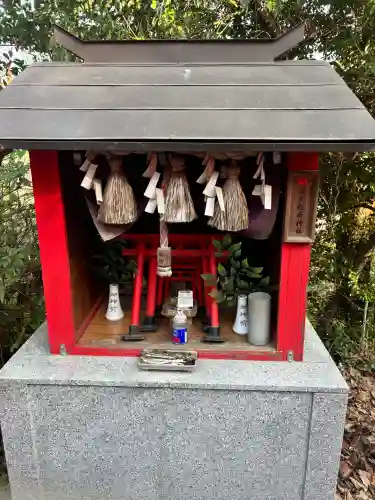 愛宕稲荷神社の{uncategorized: "未分類", other: "その他", undefined: "問題あり", building: "その他建物", grave: "お墓", sacred_gate: "鳥居", guardian: "狛犬", statue: "像", buddha: "仏像", history: "歴史", nature: "自然", garden: "庭園", animal: "動物", pagoda: "塔", temizu: "手水舎", mountain_gate: "山門・神門", sanctuary: "本殿・本堂", subordinate: "末社・摂社", art: "芸術", scenery: "景色", jizo: "地蔵", ema: "絵馬", goshuin: "御朱印", omikuji: "おみくじ", items: "授与品その他", amulet: "お守り", goshuincho: "御朱印帳", eats: "食事", festival: "お祭り", votive_dance: "神楽", shichigosan: "七五三参", wedding: "結婚式", experience: "体験その他", initially: "初詣", around: "周辺", anti_infection: "感染症対策"}
