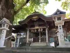 津田八幡神社の本殿