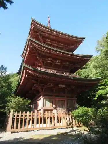 石峯寺の塔