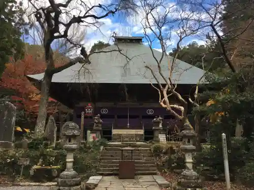 西明寺の本殿・本堂