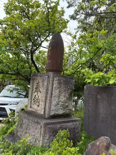 御厨神社の{uncategorized: "未分類", other: "その他", undefined: "問題あり", building: "その他建物", grave: "お墓", sacred_gate: "鳥居", guardian: "狛犬", statue: "像", buddha: "仏像", history: "歴史", nature: "自然", garden: "庭園", animal: "動物", pagoda: "塔", temizu: "手水舎", mountain_gate: "山門・神門", sanctuary: "本殿・本堂", subordinate: "末社・摂社", art: "芸術", scenery: "景色", jizo: "地蔵", ema: "絵馬", goshuin: "御朱印", omikuji: "おみくじ", items: "授与品その他", amulet: "お守り", goshuincho: "御朱印帳", eats: "食事", festival: "お祭り", votive_dance: "神楽", shichigosan: "七五三参", wedding: "結婚式", experience: "体験その他", initially: "初詣", around: "周辺", anti_infection: "感染症対策"}