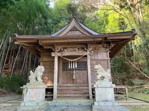 八幡神社の本殿・本堂