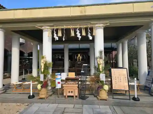 飛行神社の{uncategorized: "未分類", other: "その他", undefined: "問題あり", building: "その他建物", grave: "お墓", sacred_gate: "鳥居", guardian: "狛犬", statue: "像", buddha: "仏像", history: "歴史", nature: "自然", garden: "庭園", animal: "動物", pagoda: "塔", temizu: "手水舎", mountain_gate: "山門・神門", sanctuary: "本殿・本堂", subordinate: "末社・摂社", art: "芸術", scenery: "景色", jizo: "地蔵", ema: "絵馬", goshuin: "御朱印", omikuji: "おみくじ", items: "授与品その他", amulet: "お守り", goshuincho: "御朱印帳", eats: "食事", festival: "お祭り", votive_dance: "神楽", shichigosan: "七五三参", wedding: "結婚式", experience: "体験その他", initially: "初詣", around: "周辺", anti_infection: "感染症対策"}