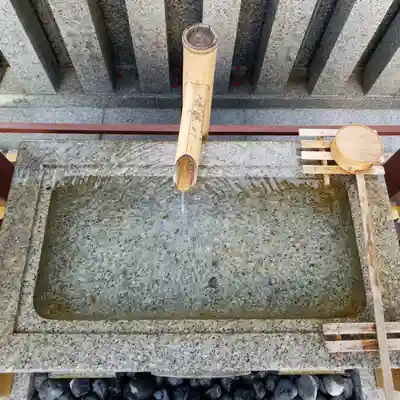 三囲神社(三圍神社)日本橋摂社の手水舎