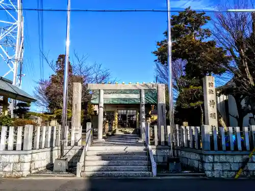 神明社の鳥居