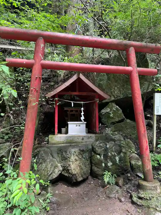 母の白滝神社(山梨県)