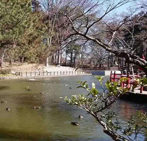 間々田八幡宮の庭園