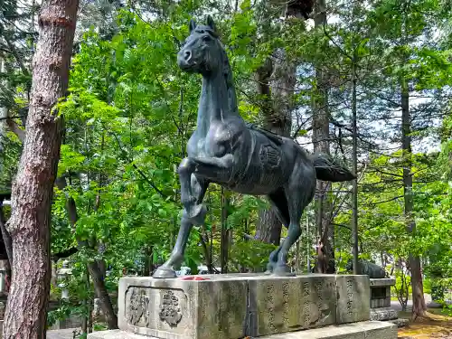 岩見澤神社の狛犬