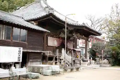 志度寺の本殿・本堂