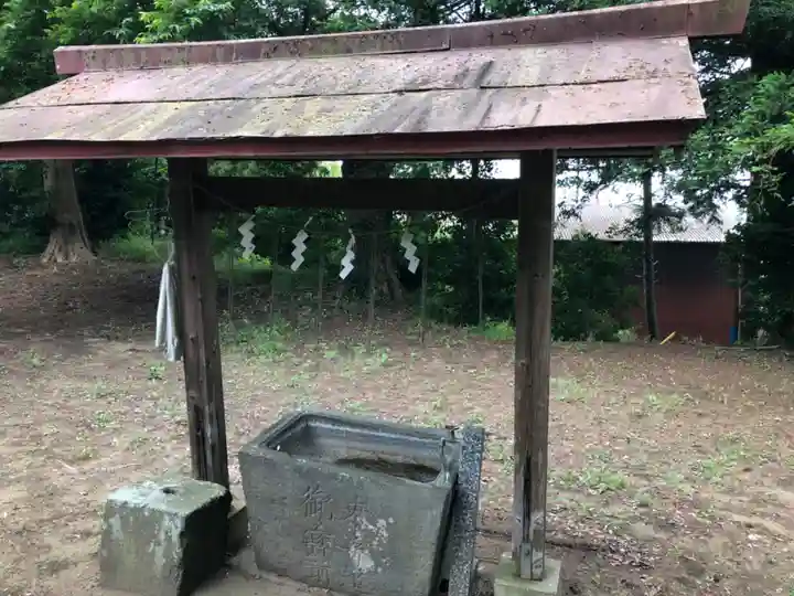 蛟蝄神社門の宮の手水舎