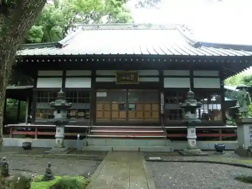 極楽寺の本殿・本堂