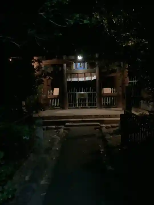 溝旗神社(肇國神社)の末社・摂社