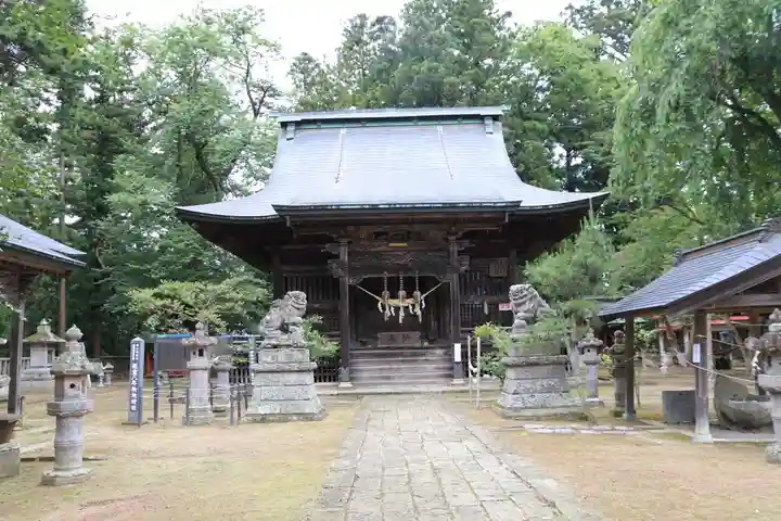 田村神社の本殿・本堂