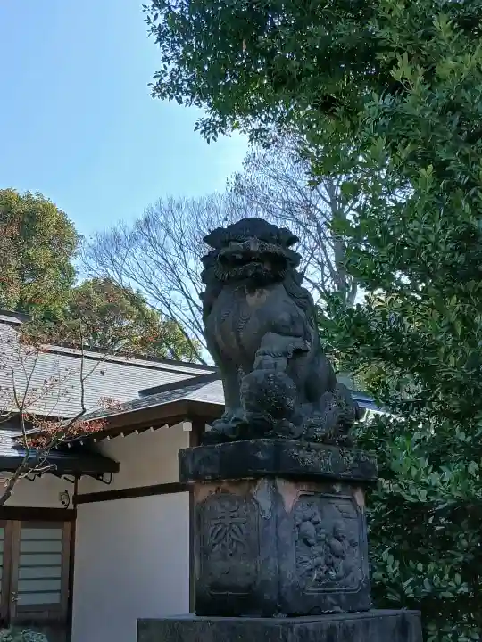 阿佐ヶ谷神明宮の{uncategorized: "未分類", other: "その他", undefined: "問題あり", building: "その他建物", grave: "お墓", sacred_gate: "鳥居", guardian: "狛犬", statue: "像", buddha: "仏像", history: "歴史", nature: "自然", garden: "庭園", animal: "動物", pagoda: "塔", temizu: "手水舎", mountain_gate: "山門・神門", sanctuary: "本殿・本堂", subordinate: "末社・摂社", art: "芸術", scenery: "景色", jizo: "地蔵", ema: "絵馬", goshuin: "御朱印", omikuji: "おみくじ", items: "授与品その他", amulet: "お守り", goshuincho: "御朱印帳", eats: "食事", festival: "お祭り", votive_dance: "神楽", shichigosan: "七五三参", wedding: "結婚式", experience: "体験その他", initially: "初詣", around: "周辺", anti_infection: "感染症対策"}