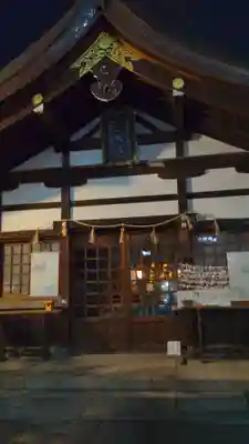 三輪神社の本殿・本堂
