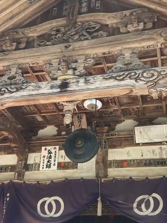 清滝寺の本殿・本堂