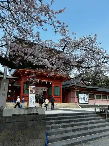 富士山本宮浅間大社の{uncategorized: "未分類", other: "その他", undefined: "問題あり", building: "その他建物", grave: "お墓", sacred_gate: "鳥居", guardian: "狛犬", statue: "像", buddha: "仏像", history: "歴史", nature: "自然", garden: "庭園", animal: "動物", pagoda: "塔", temizu: "手水舎", mountain_gate: "山門・神門", sanctuary: "本殿・本堂", subordinate: "末社・摂社", art: "芸術", scenery: "景色", jizo: "地蔵", ema: "絵馬", goshuin: "御朱印", omikuji: "おみくじ", items: "授与品その他", amulet: "お守り", goshuincho: "御朱印帳", eats: "食事", festival: "お祭り", votive_dance: "神楽", shichigosan: "七五三参", wedding: "結婚式", experience: "体験その他", initially: "初詣", around: "周辺", anti_infection: "感染症対策"}