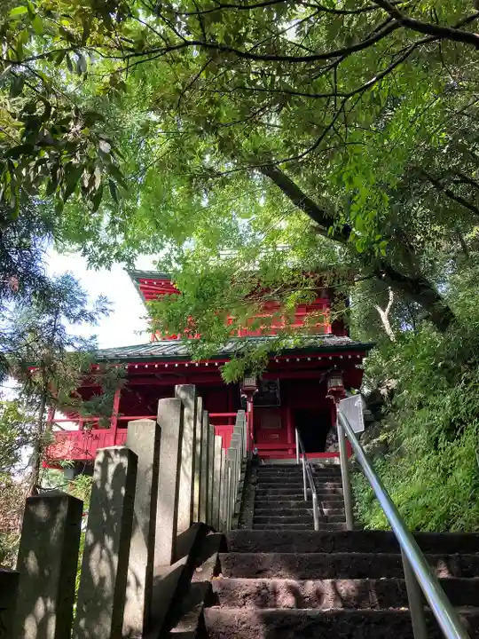 磯山弁財天の本殿・本堂