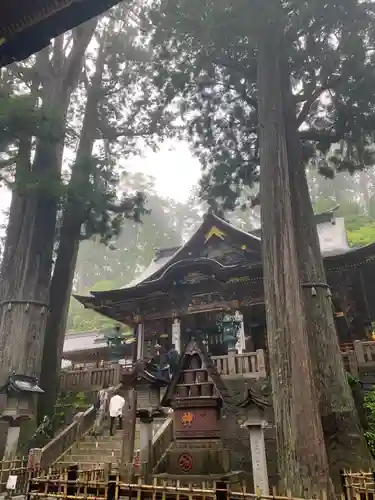 三峯神社の本殿