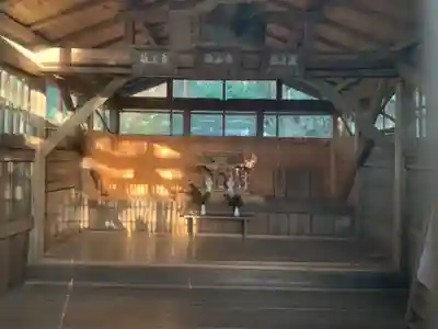 白山神社の本殿・本堂