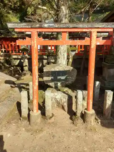 手向山八幡宮の{uncategorized: "未分類", other: "その他", undefined: "問題あり", building: "その他建物", grave: "お墓", sacred_gate: "鳥居", guardian: "狛犬", statue: "像", buddha: "仏像", history: "歴史", nature: "自然", garden: "庭園", animal: "動物", pagoda: "塔", temizu: "手水舎", mountain_gate: "山門・神門", sanctuary: "本殿・本堂", subordinate: "末社・摂社", art: "芸術", scenery: "景色", jizo: "地蔵", ema: "絵馬", goshuin: "御朱印", omikuji: "おみくじ", items: "授与品その他", amulet: "お守り", goshuincho: "御朱印帳", eats: "食事", festival: "お祭り", votive_dance: "神楽", shichigosan: "七五三参", wedding: "結婚式", experience: "体験その他", initially: "初詣", around: "周辺", anti_infection: "感染症対策"}