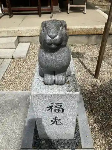 三輪神社の狛犬