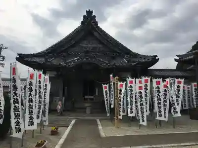 弥勒寺の本殿・本堂