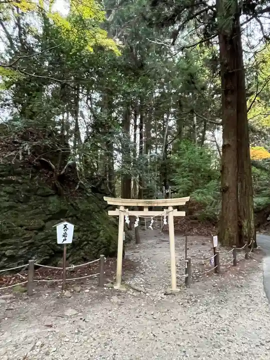 室生龍穴神社 奥宮(奈良県)