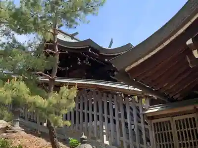 高岳神社の本殿・本堂
