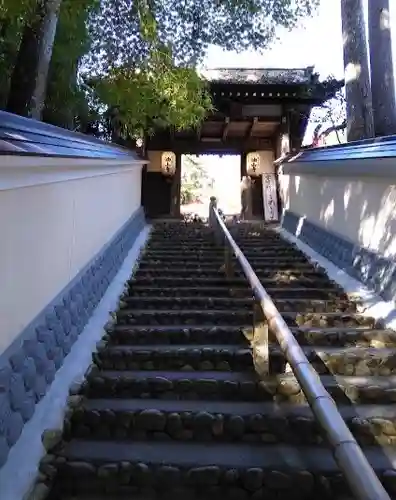 目の霊山　油山寺の庭園