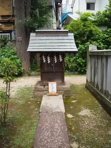 上田端八幡神社の末社・摂社