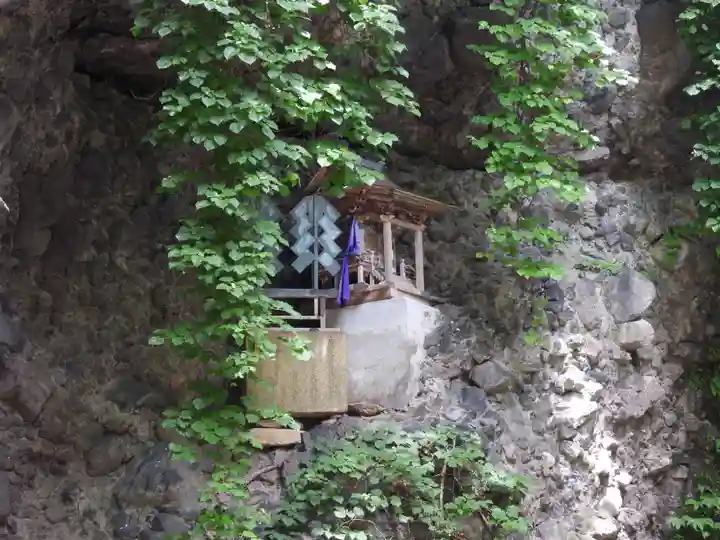 白瀑神社(秋田県)