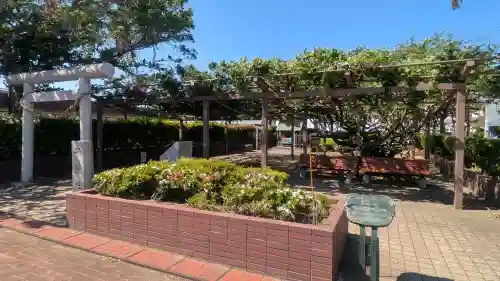 守鐵社のその他建物