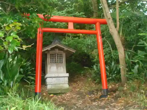 須磨稲荷大明神・和佐稲荷大明神の鳥居