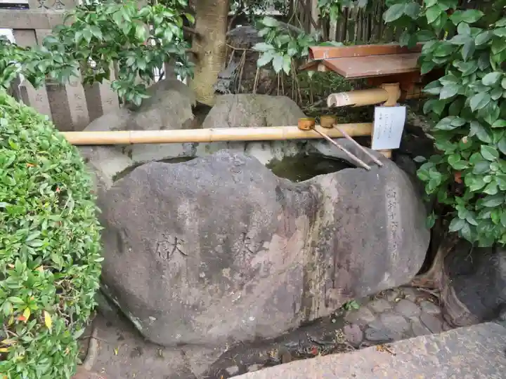 元祇園梛神社・隼神社の手水舎