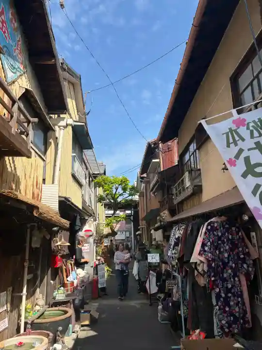 松應寺の{uncategorized: "未分類", other: "その他", undefined: "問題あり", building: "その他建物", grave: "お墓", sacred_gate: "鳥居", guardian: "狛犬", statue: "像", buddha: "仏像", history: "歴史", nature: "自然", garden: "庭園", animal: "動物", pagoda: "塔", temizu: "手水舎", mountain_gate: "山門・神門", sanctuary: "本殿・本堂", subordinate: "末社・摂社", art: "芸術", scenery: "景色", jizo: "地蔵", ema: "絵馬", goshuin: "御朱印", omikuji: "おみくじ", items: "授与品その他", amulet: "お守り", goshuincho: "御朱印帳", eats: "食事", festival: "お祭り", votive_dance: "神楽", shichigosan: "七五三参", wedding: "結婚式", experience: "体験その他", initially: "初詣", around: "周辺", anti_infection: "感染症対策"}